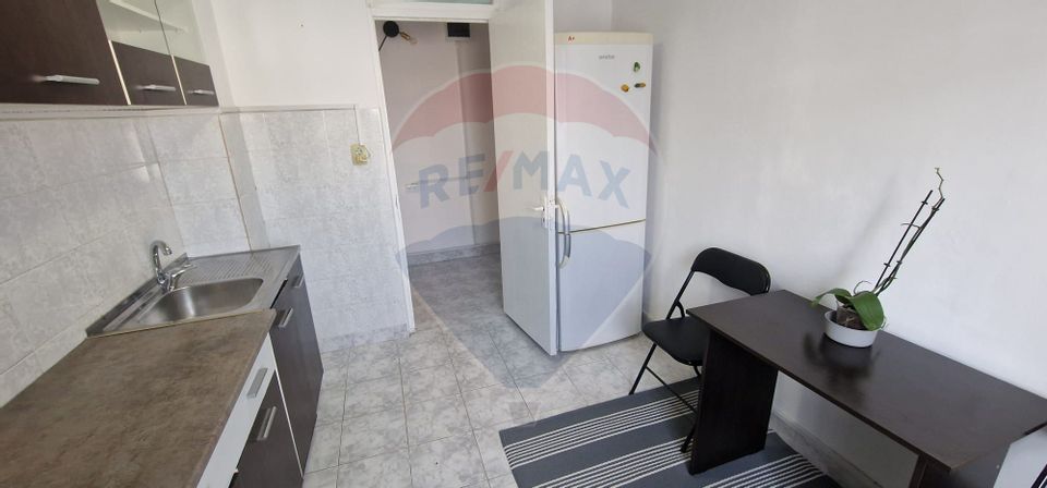 2 room Apartment for rent, Narcisa area