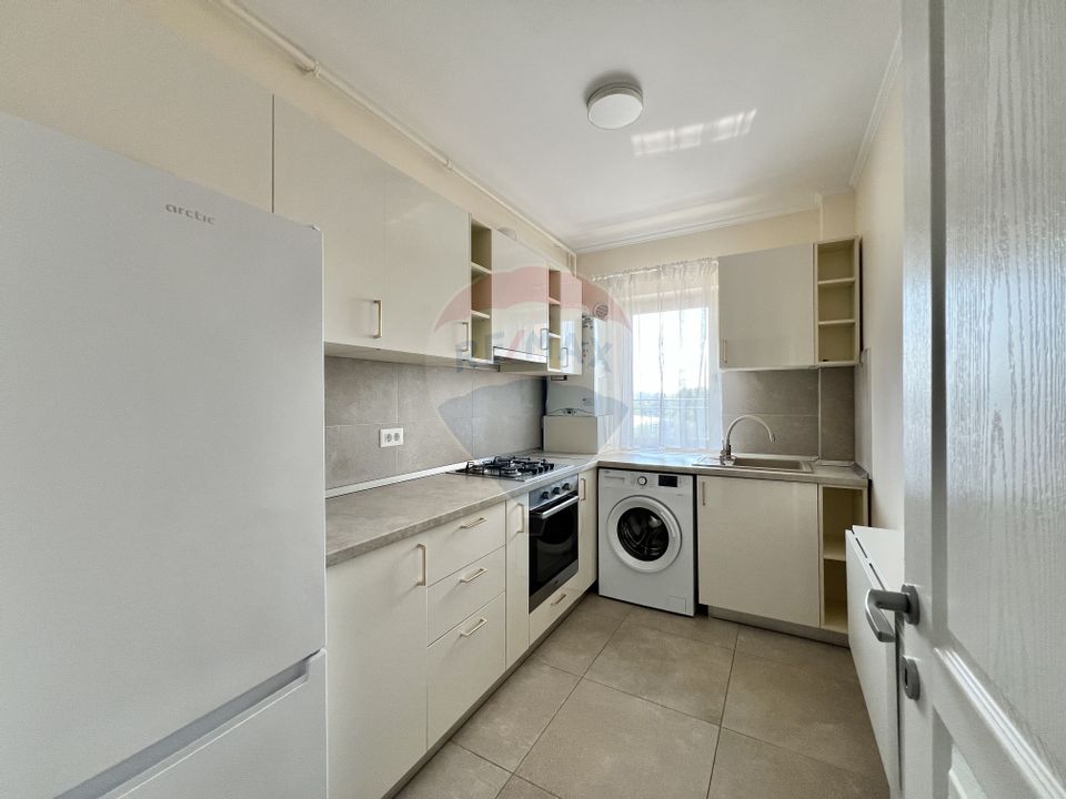 3 camere decomandat, bloc nou. Terasă 8.8 mp  Mobilat & loc de parcare