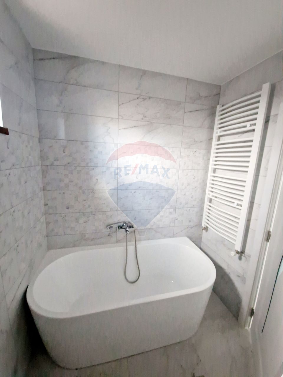 2 room Apartment for sale, Calea Romanului area