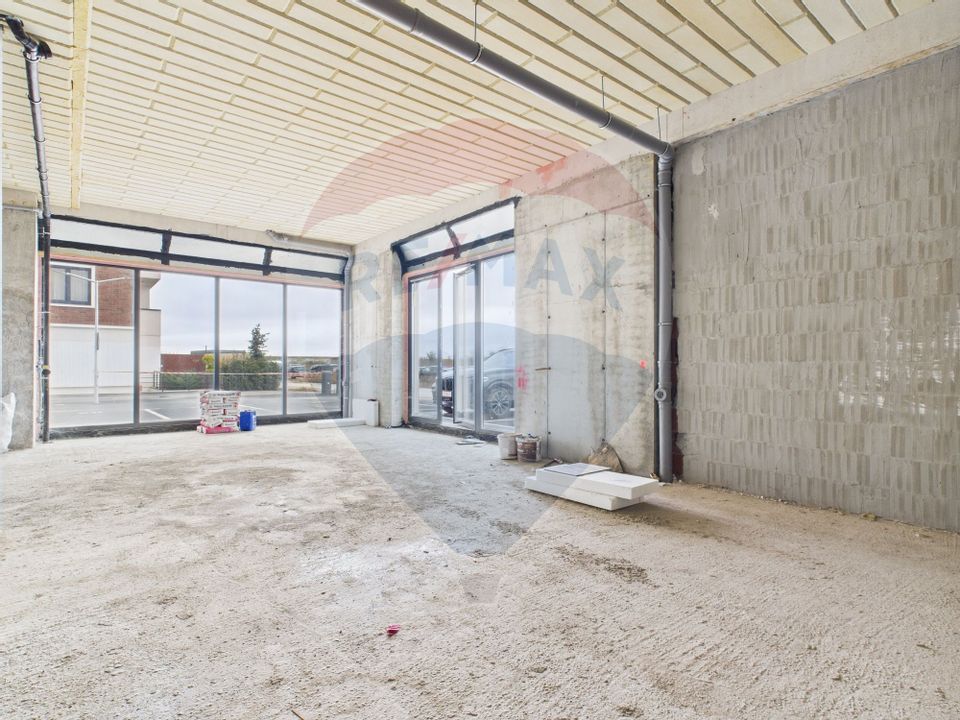 Spatiu comercial de închiriat- Pipera, proiect nou de la dezvoltator