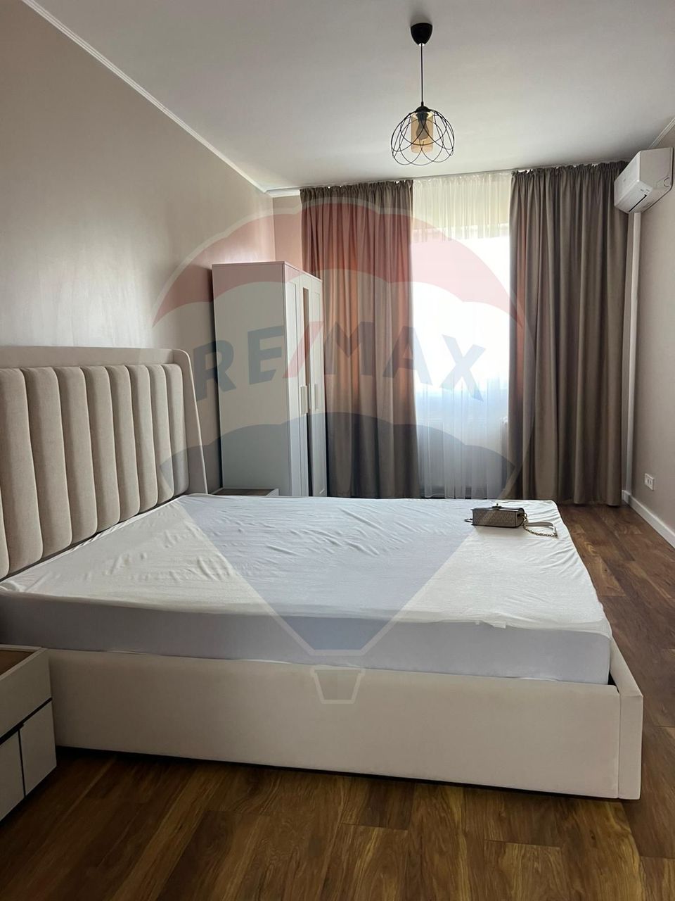 2 room Apartment for rent, Pipera area
