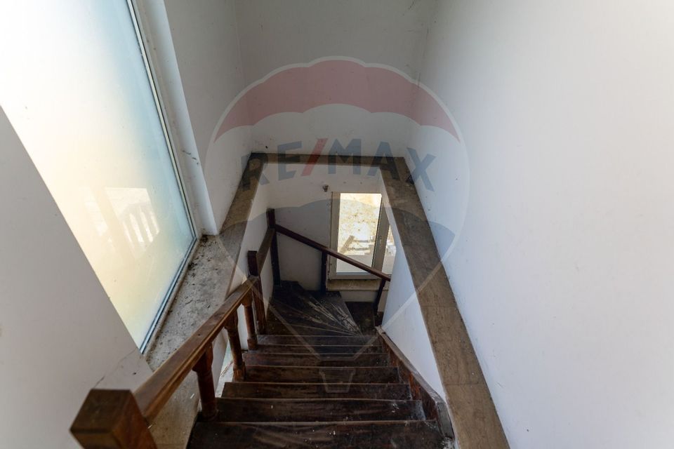 4 room House / Villa for sale, Central area