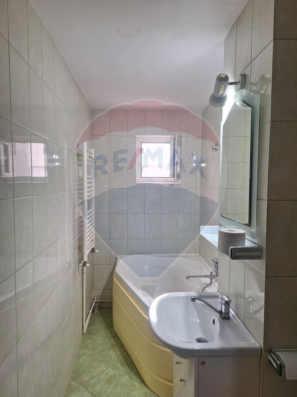 2 room Apartment for rent, Obor area