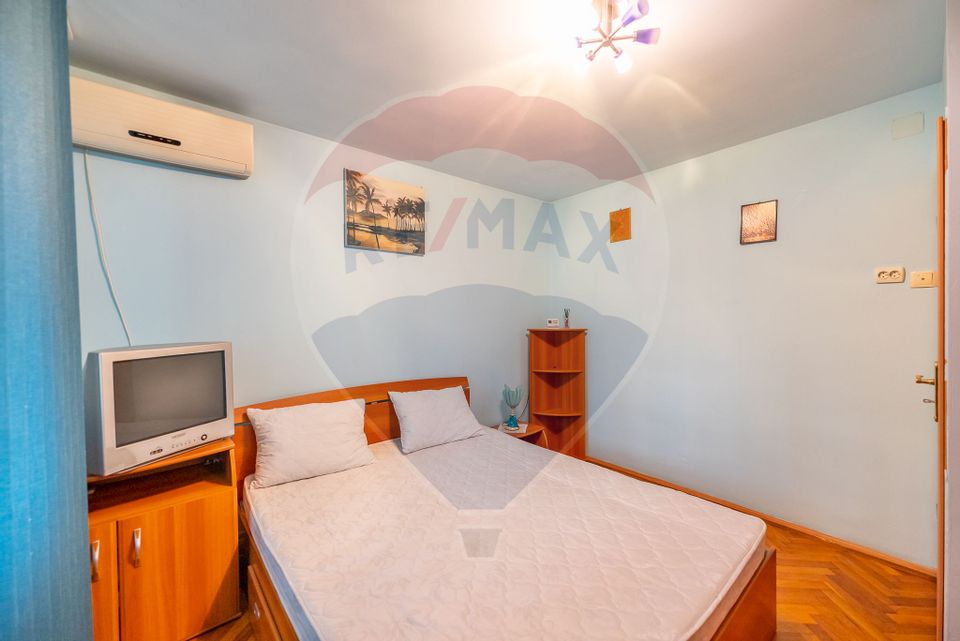 Apartament 2 camere etaj 1, zona Central/Praporgescu , centrala gaz.