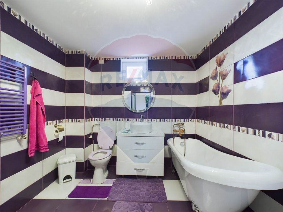 Casă / Vilă 5 camere + Mansarda Foarte Spatioasa