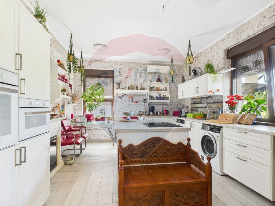 Casa pasiva autonoma Peris Cocioc 380 mp utili P+M teren 1040 mp