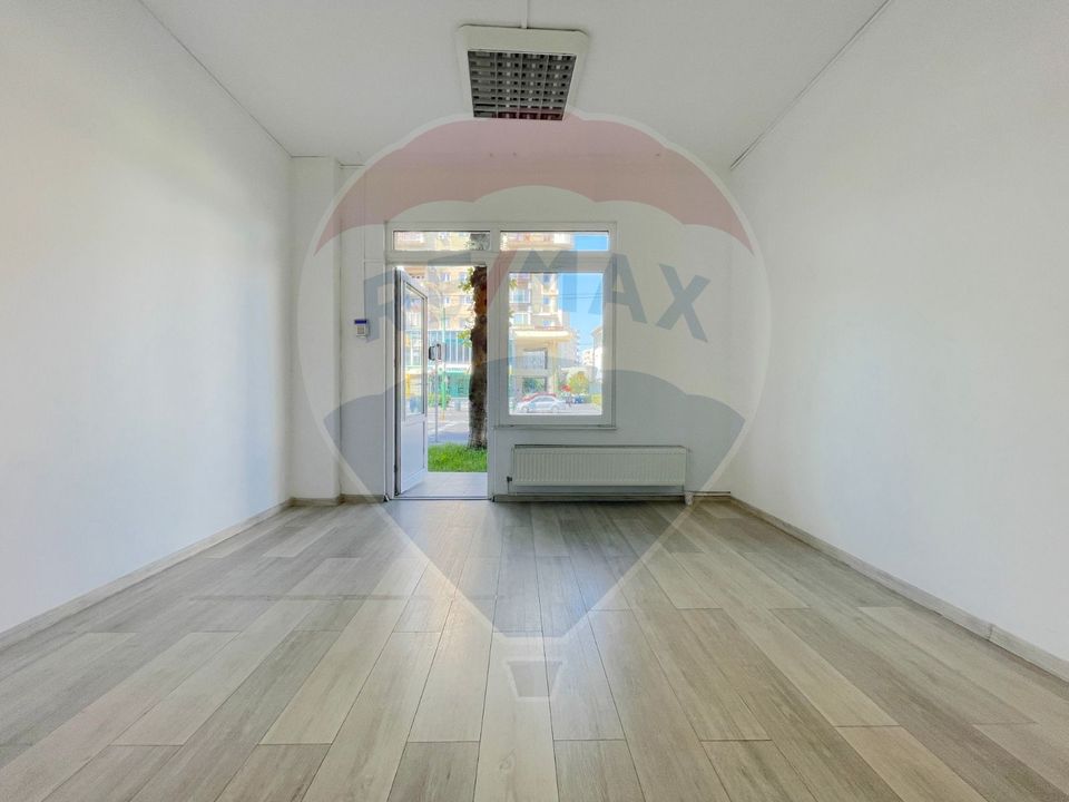 Spațiu de închiriat în zona 13 Decembrie