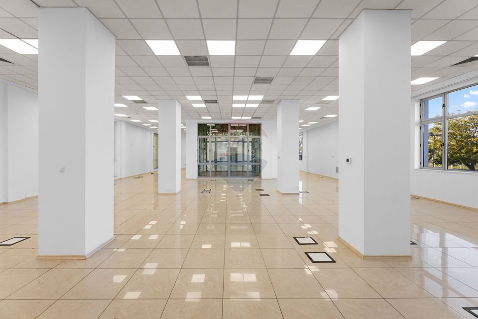 830sq.m Commercial Space for rent, Sud-Vest area