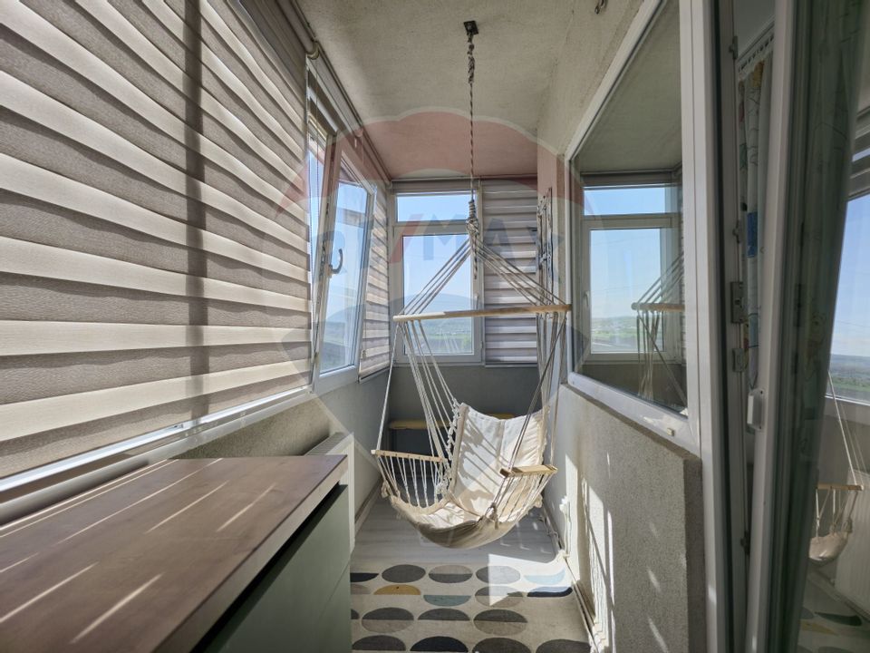 Apartament cu 3 camere de vânzare, cartier FIALD