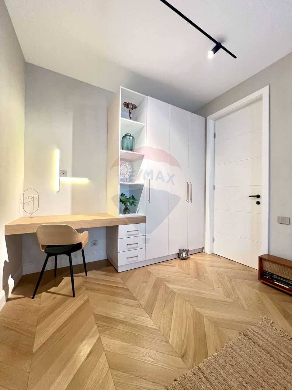 Apartament 3 camere, ultracentral, de inchiriat