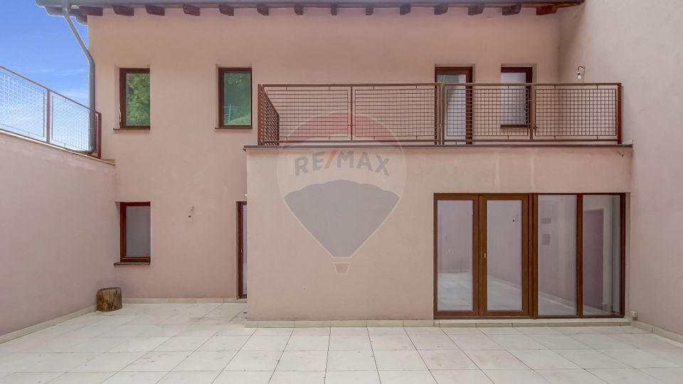 PENTHOUSE UNIC CU 168 MP UTILI SI 189 MP DE TERASE |SCHEII BRASOVULUI