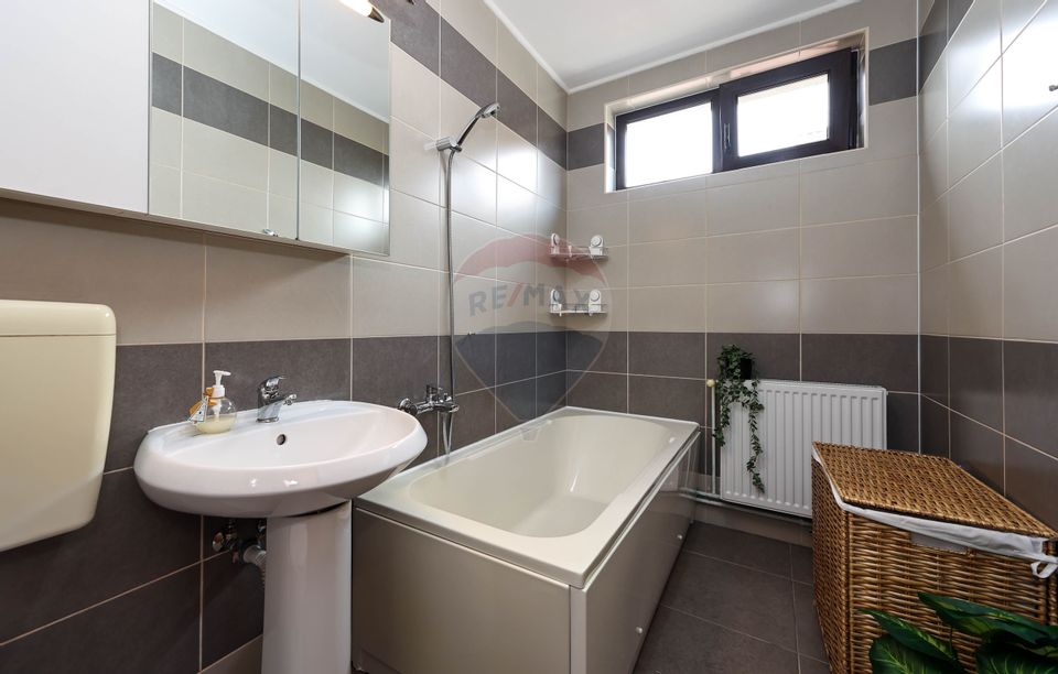 Apartament 3 camere de închiriat, Sanpetru, Lempes