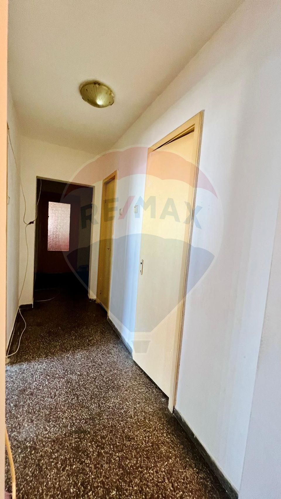 Apartament 3 camere de vanzare, Abator Constanta