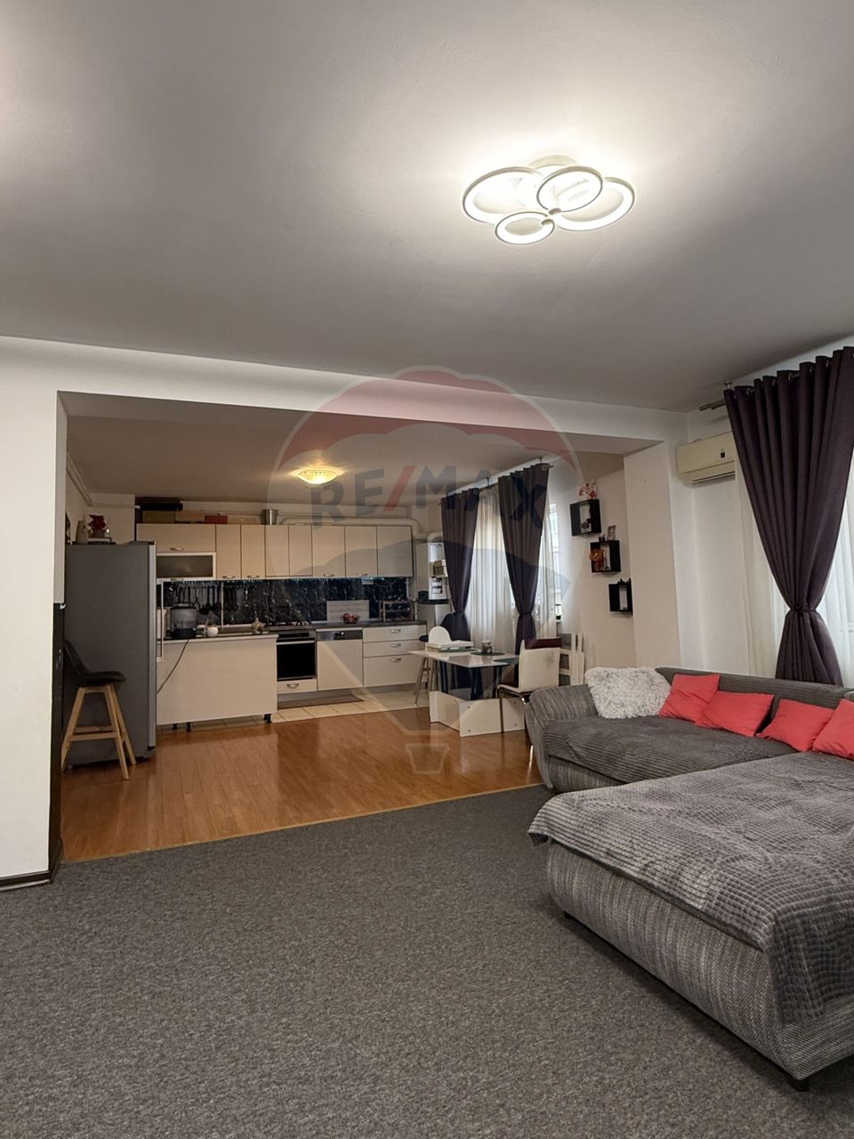 3 room Apartment for sale