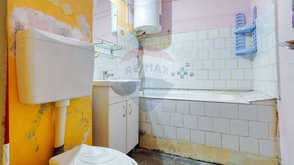 REZERVAT! Garsionera cu priveliste, de vânzare, Strada Soarelui