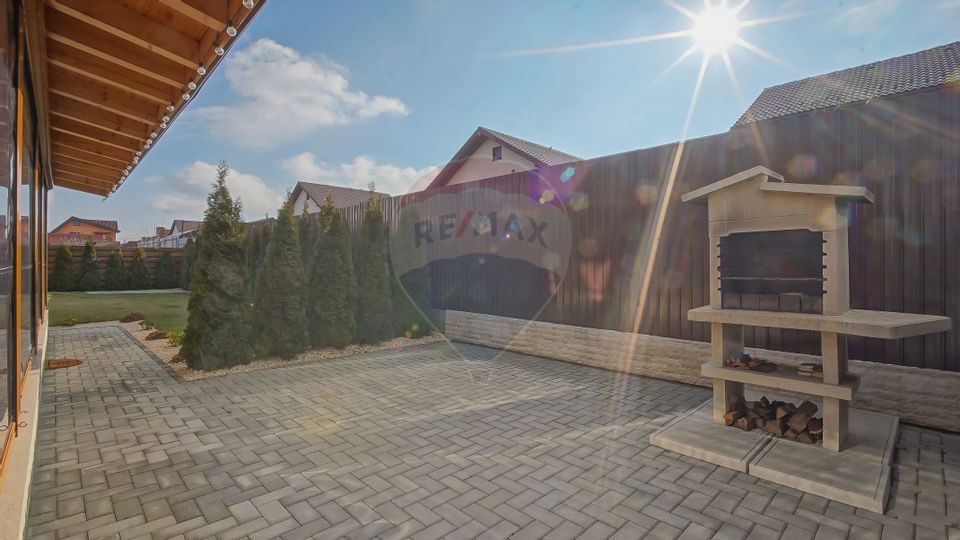 ANTECONTRACT- Casă de vânzare în Cartierul Izvor, Tărlungeni
