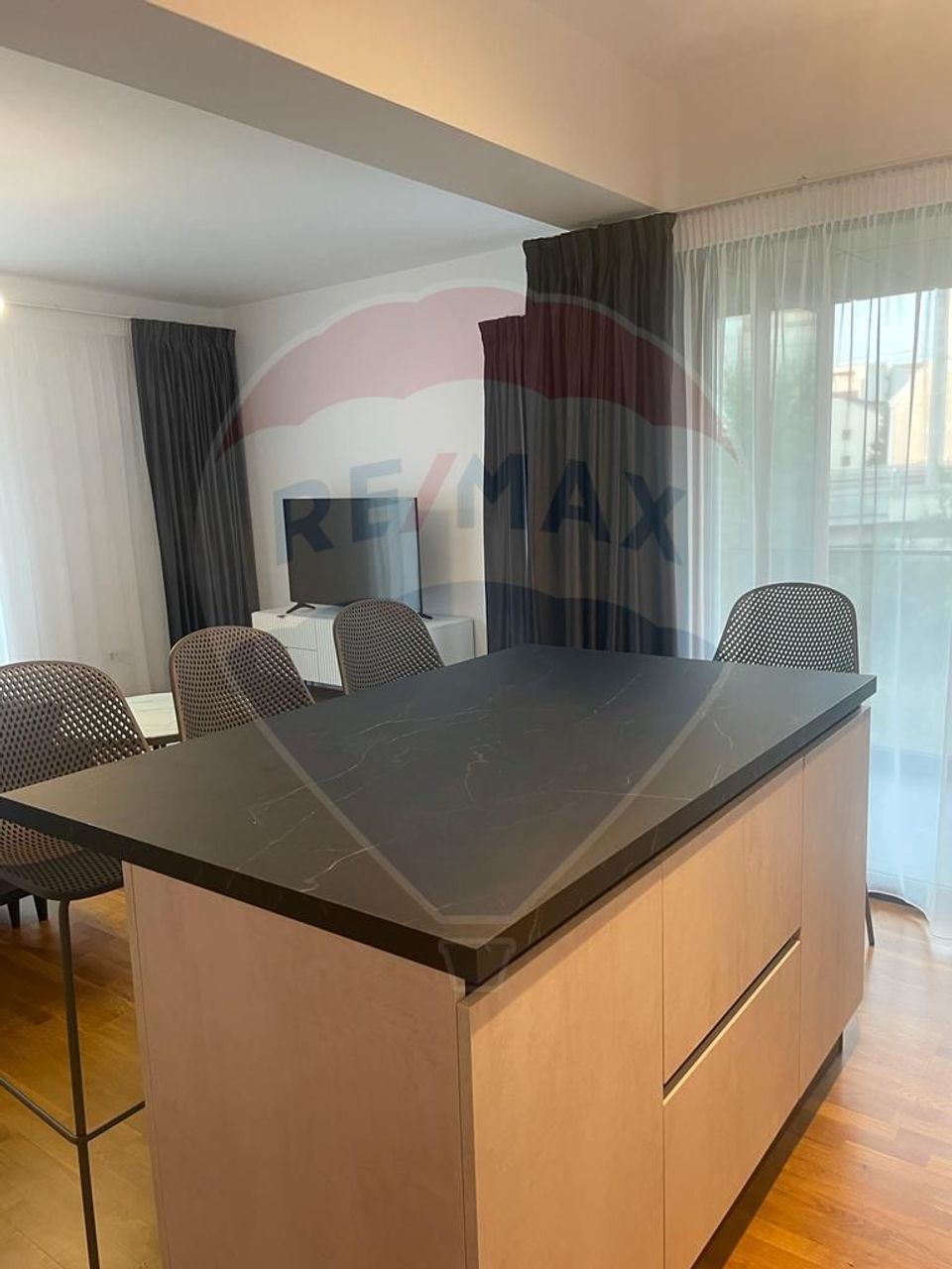 Apartament cu 2 camere de închiriat în zona Baneasa