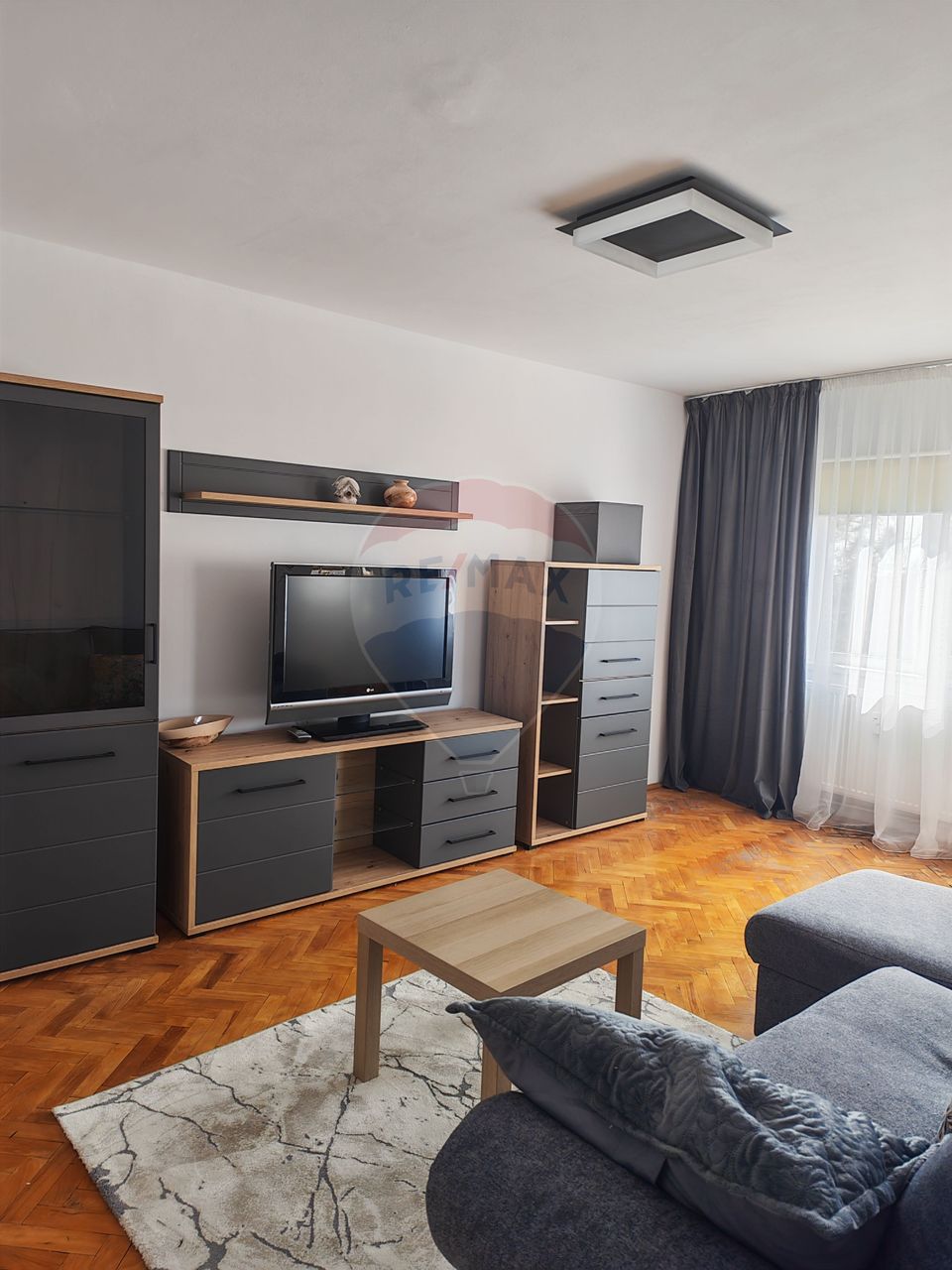 2 room Apartment for rent, Garii area