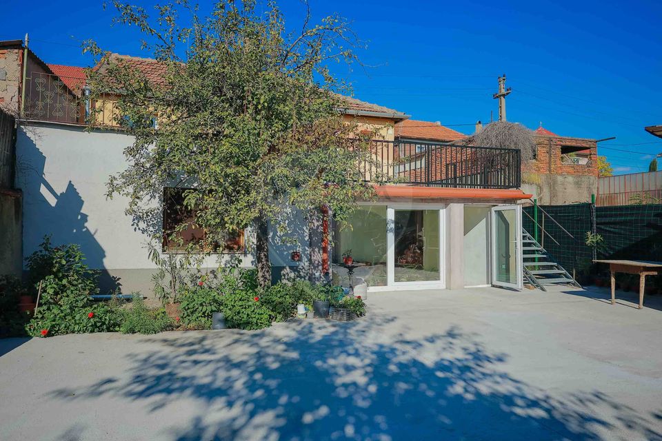 4 room House / Villa for sale, Dealuri Oradea area