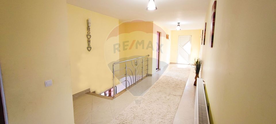 5 room House / Villa for sale