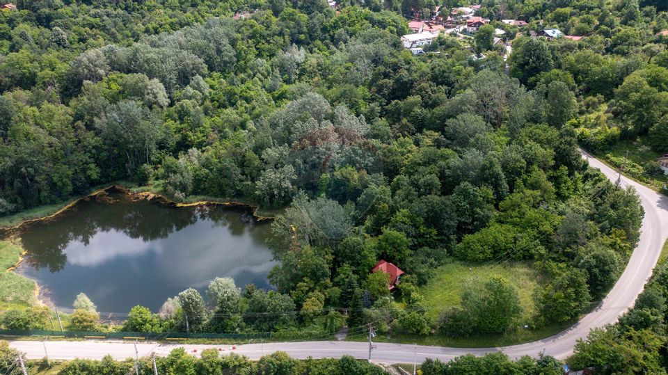 Buildable land in Romania – Tourist and holiday destination near lake