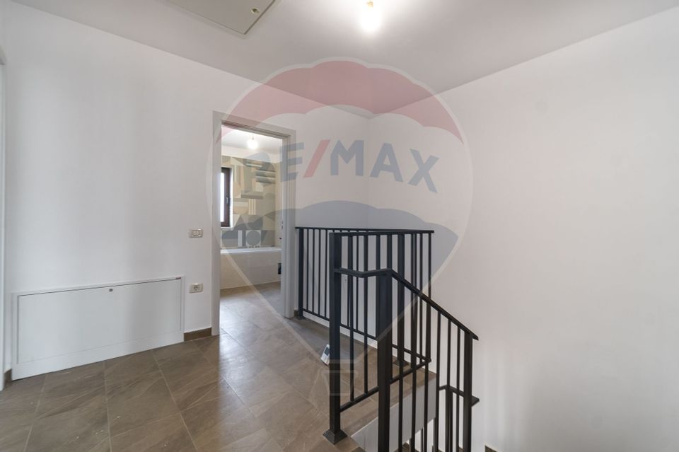 4 room House / Villa for sale