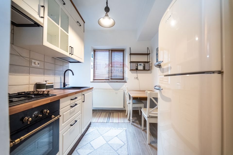 2 room Apartment for rent, Tractorul area