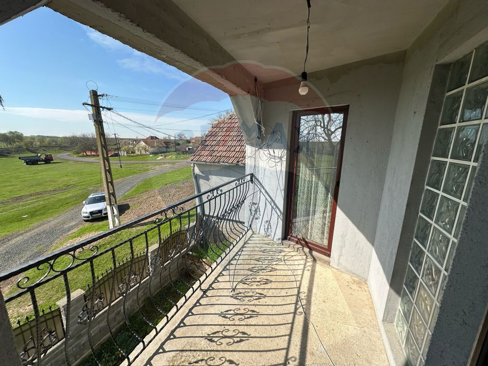 Vanzare casă noua in loc Felnac cu teren de 1190mp