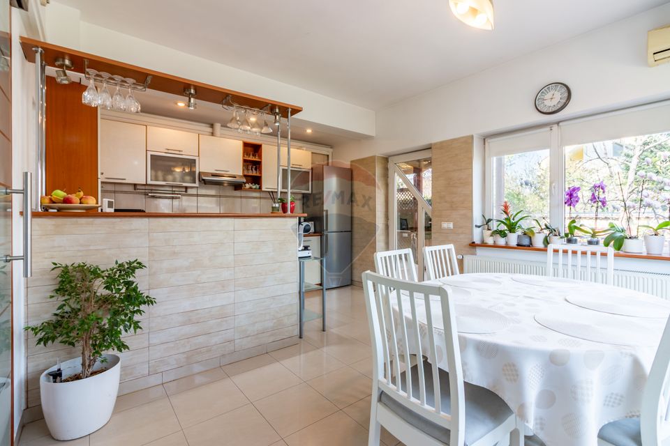 6 room House / Villa for sale, Aviatiei area