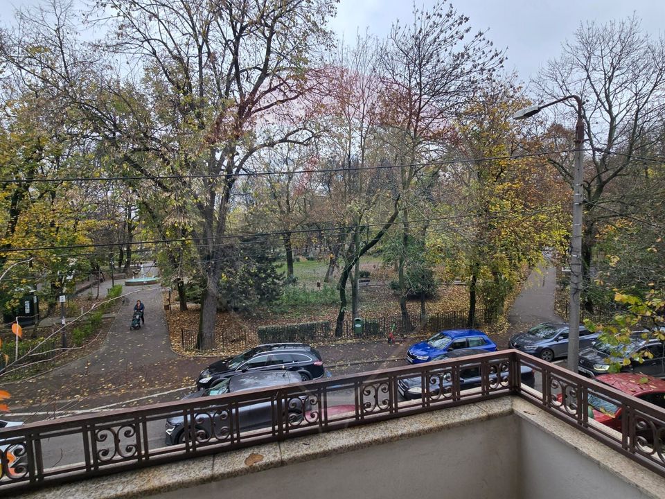 5 room Apartment for rent, Kiseleff area