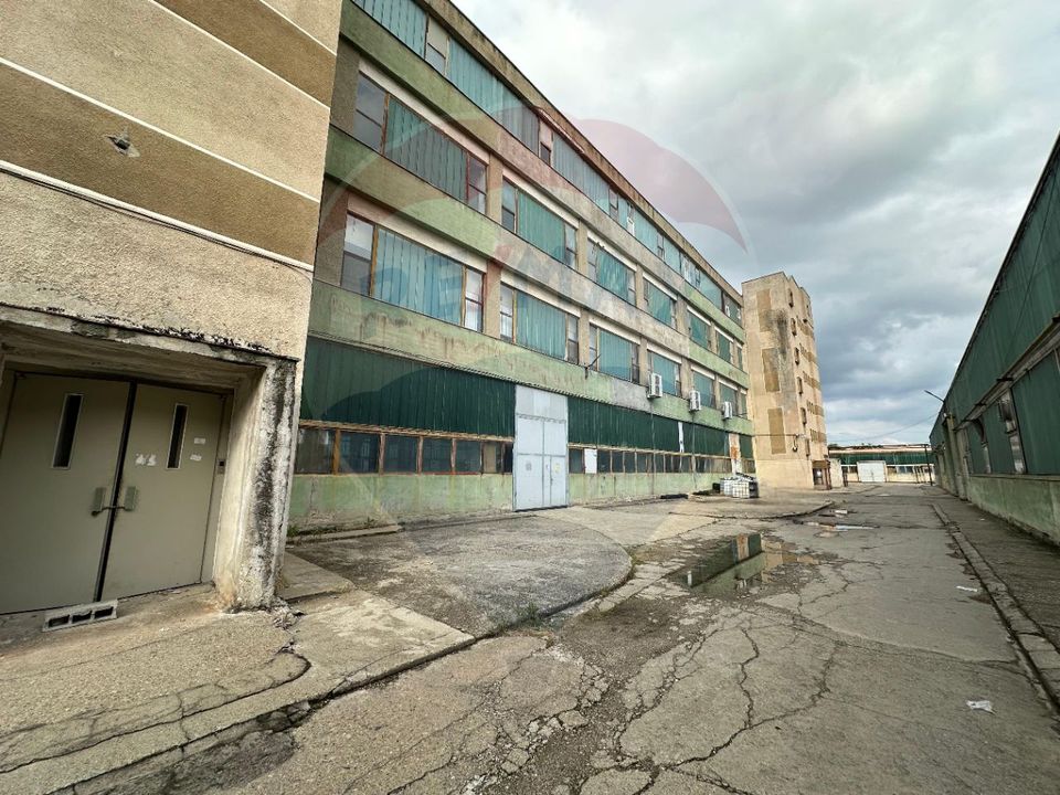 1,100sq.m Industrial Space for rent, Aurel Vlaicu area