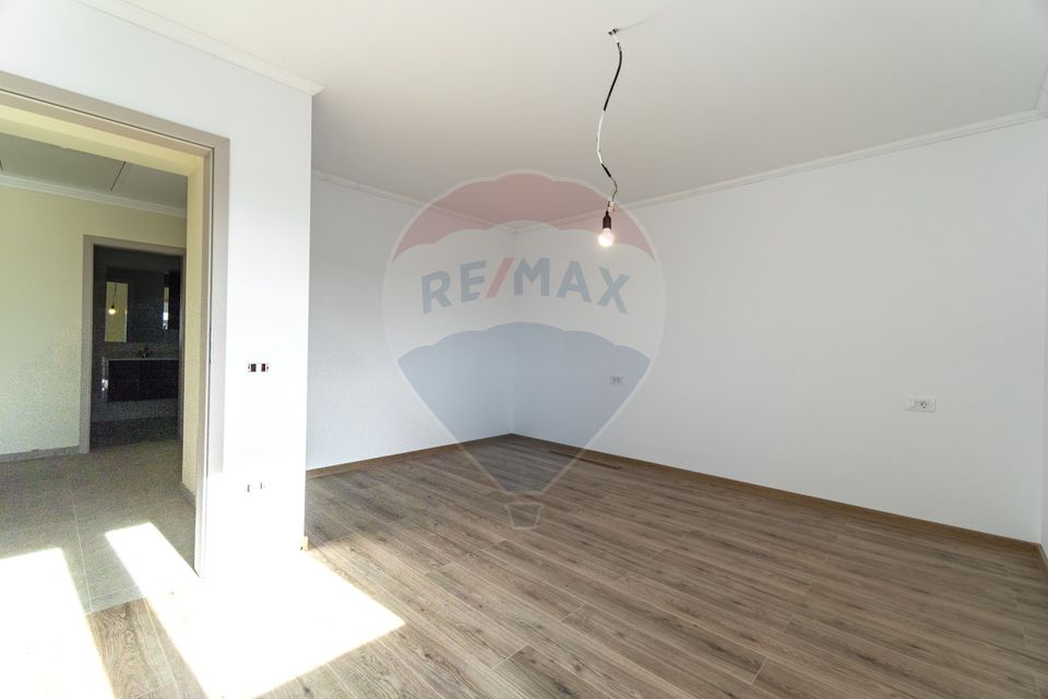 5 room House / Villa for sale