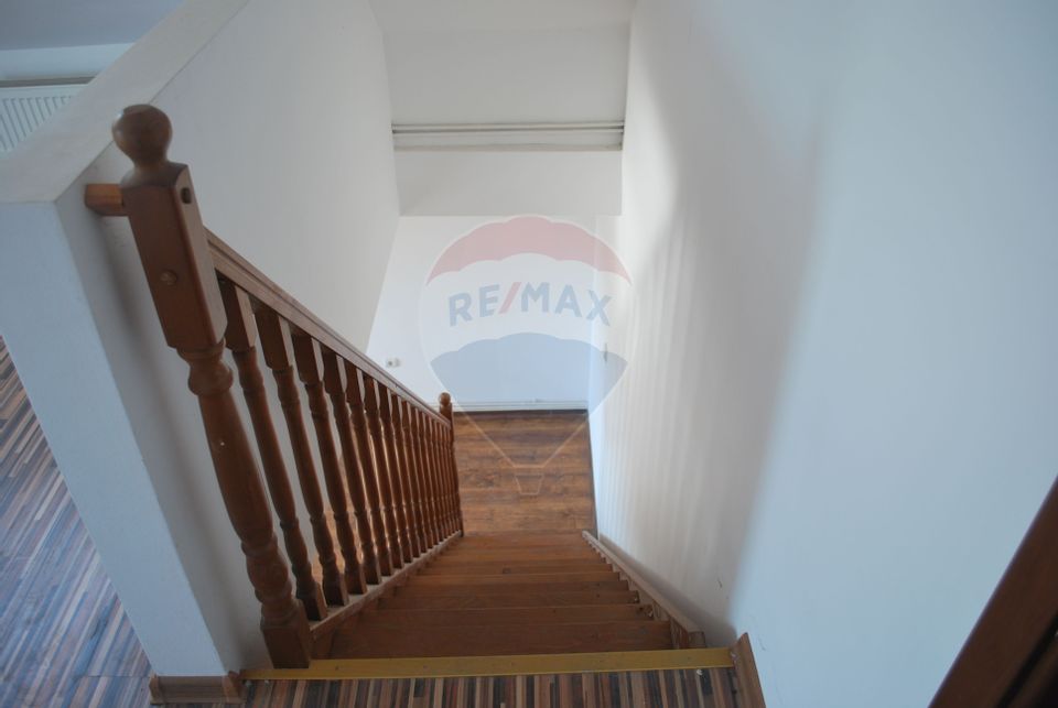 5 room Apartment for sale, Calea Moldovei area