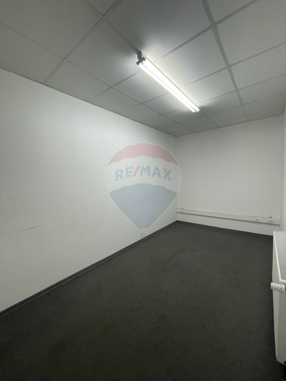 883sq.m Industrial Space for rent, UTA area