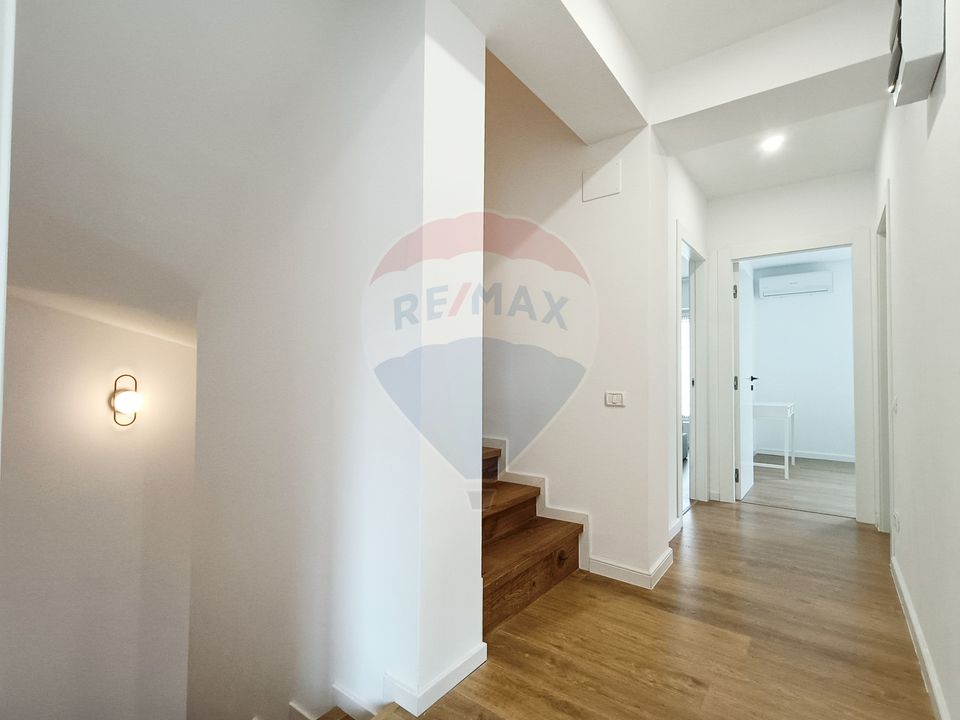 5 room House / Villa for sale, Pipera area