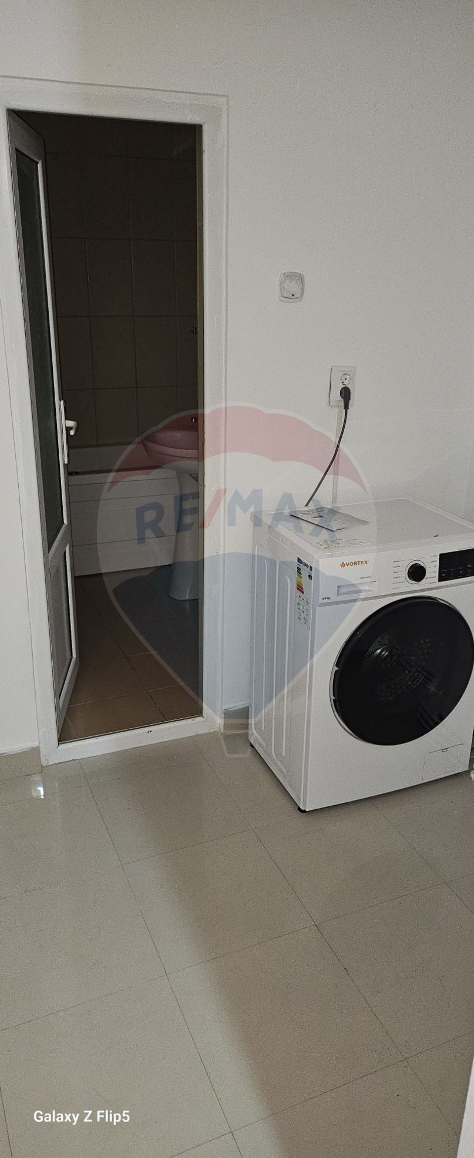 3 room Apartment for rent, Hala Centrala area