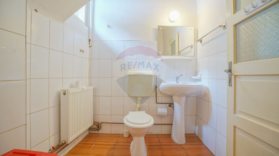 REZERVAT! Apartament spațios, cu loc de parcare, Centrul Istoric