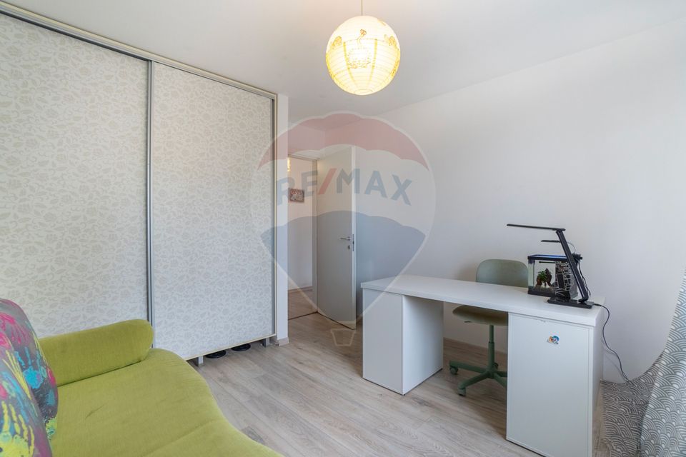 Apartament 3 camere | 75 mp | 2 băi | parcare + boxă | Tractorul