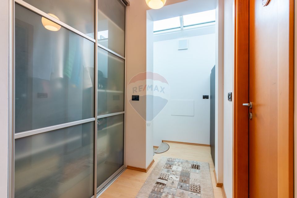 Casă / Vilă in Corbeanca, langa lac, zona exclusivista