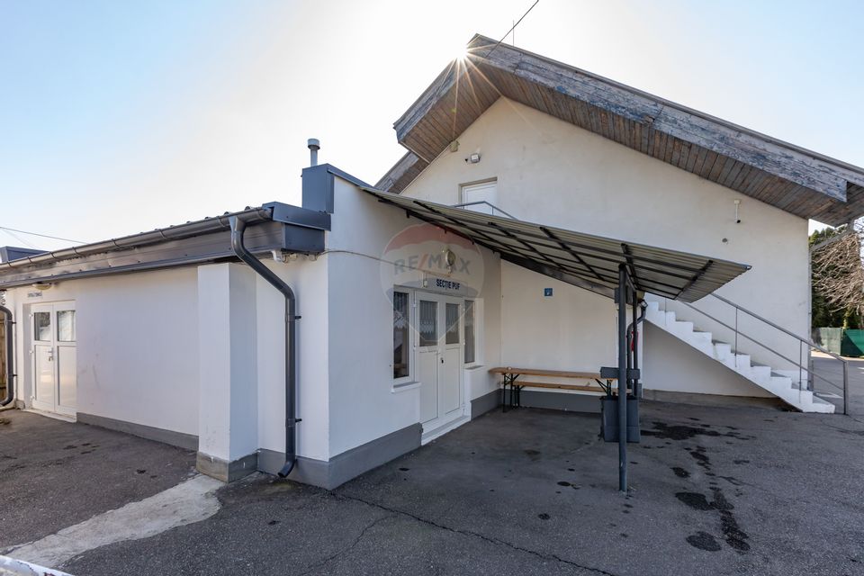 940sq.m Commercial Space for rent, Serbanesti area