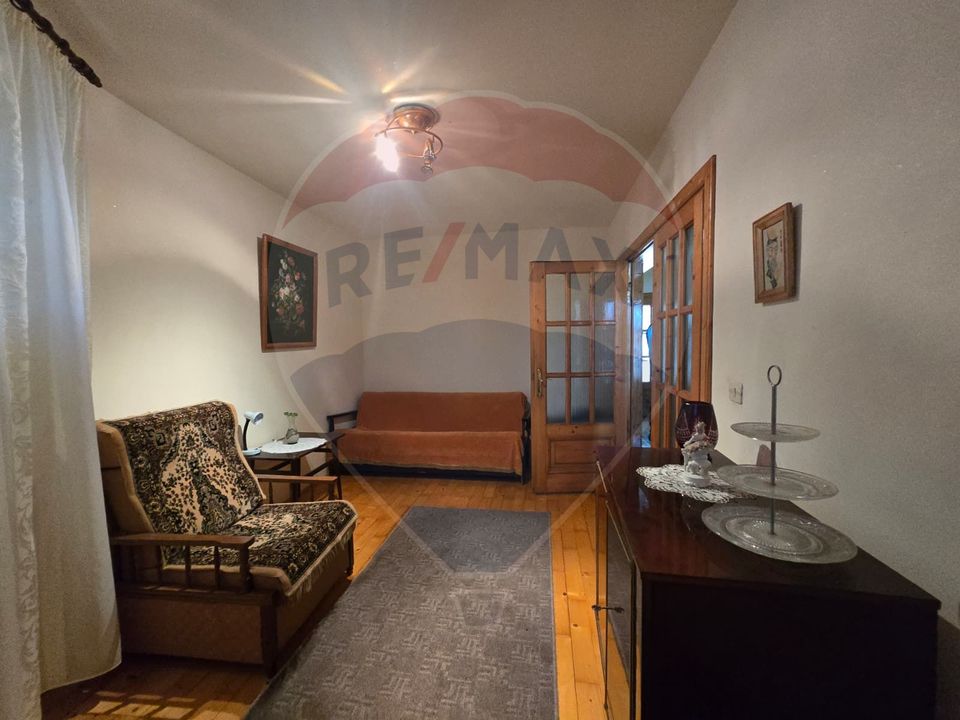 7 room House / Villa for sale