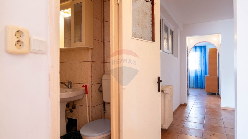 Vanzare apartament 4 camere, zona Pasajul Doamna Ghica
