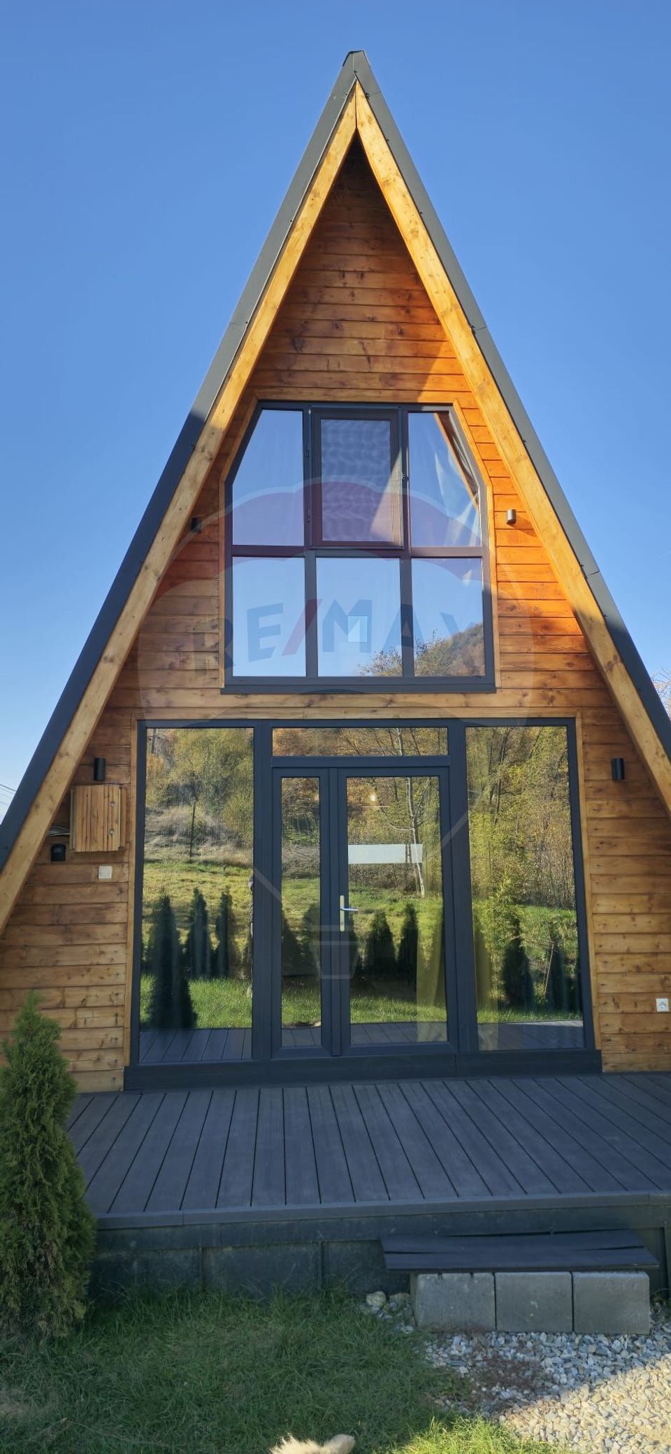 Proprietate Specială în Gura Râului, Sibiu – Două Cabane A-Frame