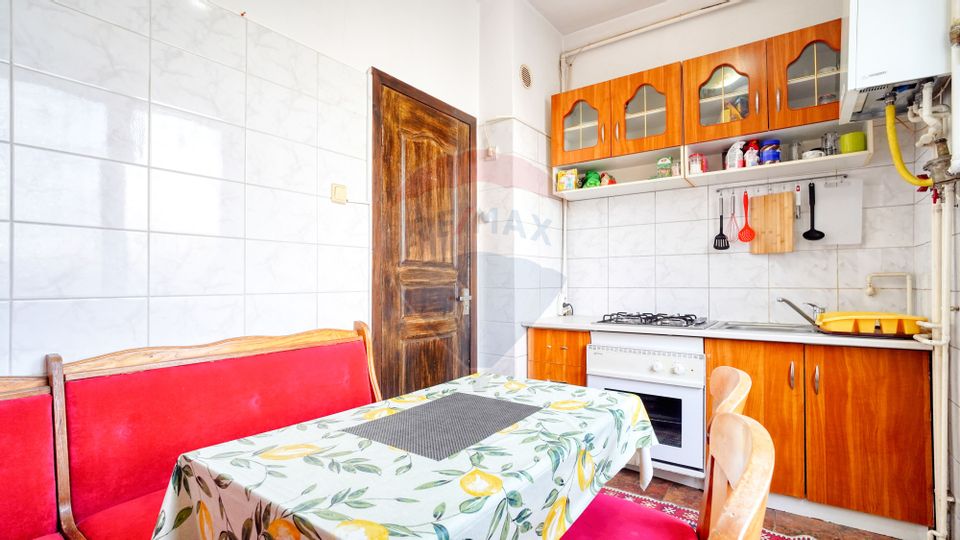 2 room Apartment for sale, Tractorul area