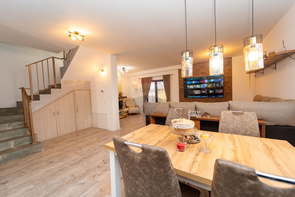 Comision 0%! | Proprietate cu terasa, semineu | 400 mp teren, Izvor!