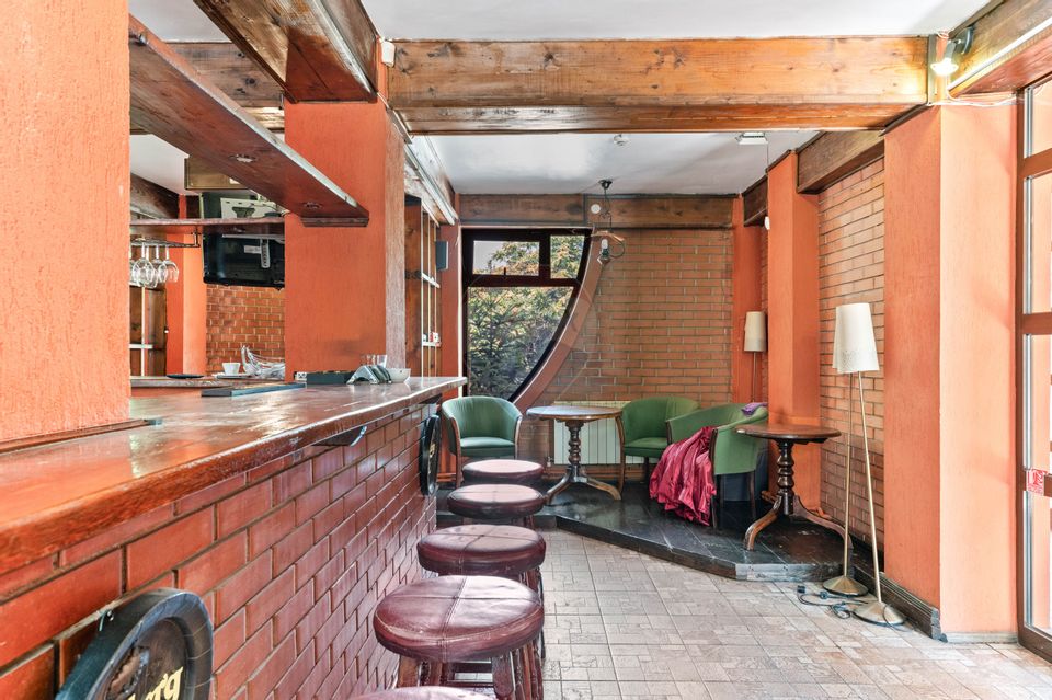 INCHIRIERE Spațiu Comercial: Restaurant, Terasă, Parcare, Drumul Sării