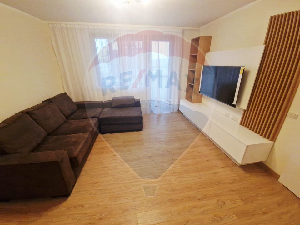 Apartament modern de inchiriat