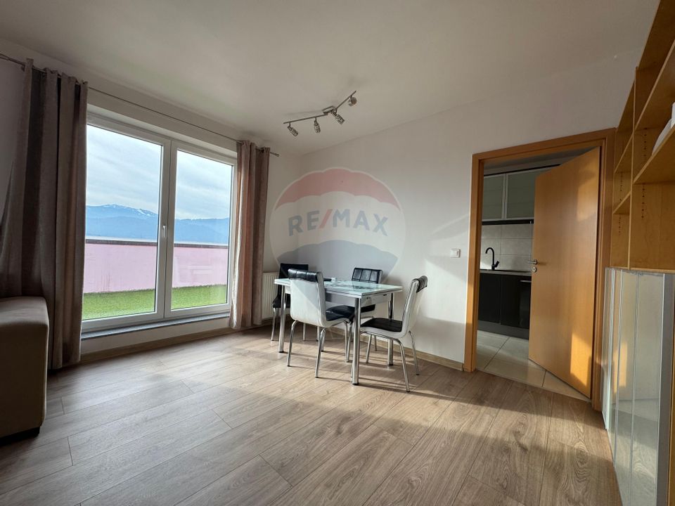 Penthouse Exclusiv-Vedere Superbă spre Munți, de INCHIRIAT