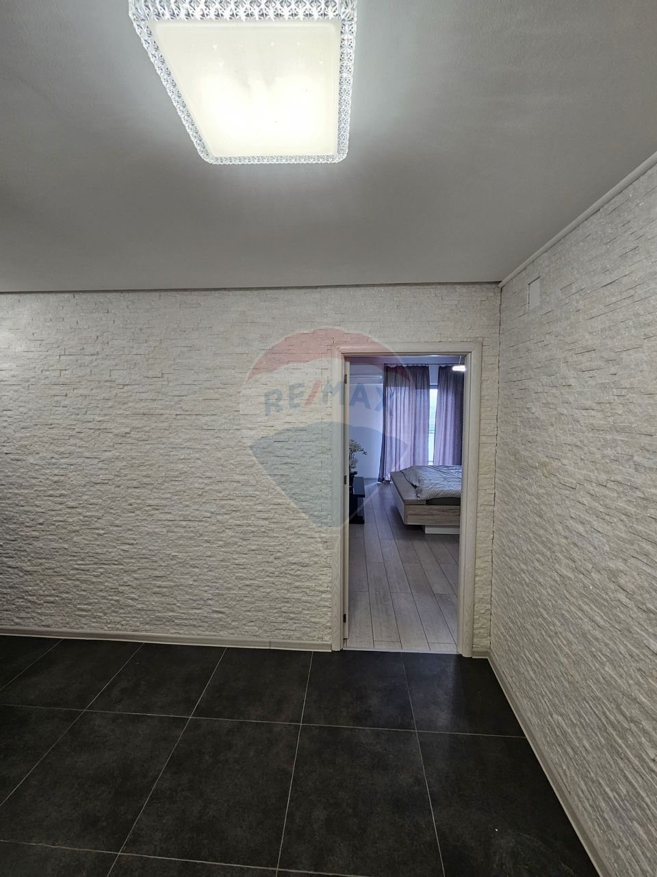 Apartament 3 camere mobilat/utilat de lux  cu terasa - 96.41 mp total!