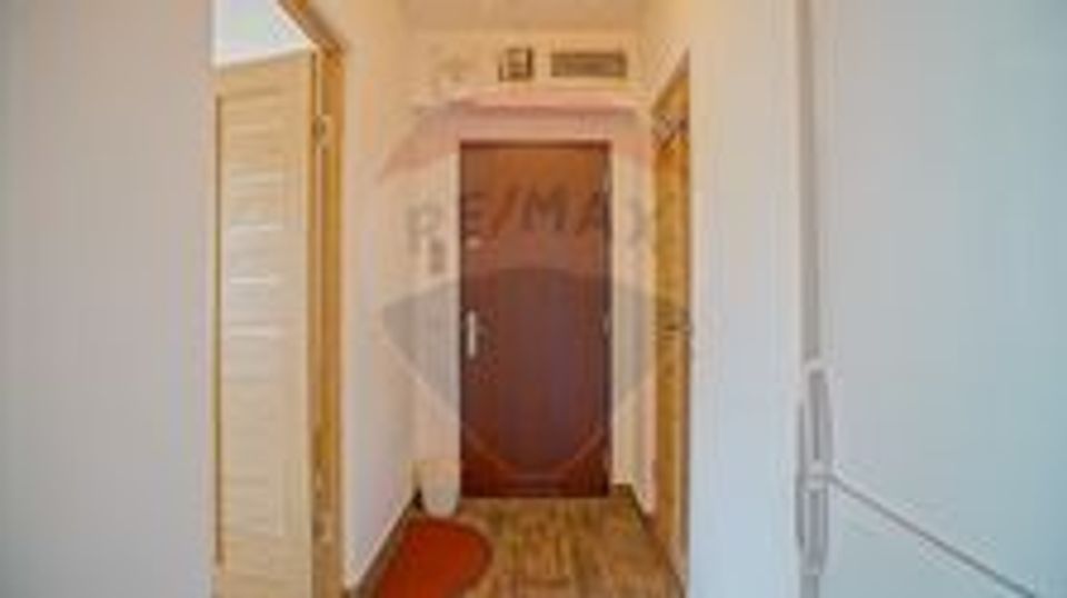 2 room Apartment for rent, Centrul Civic area